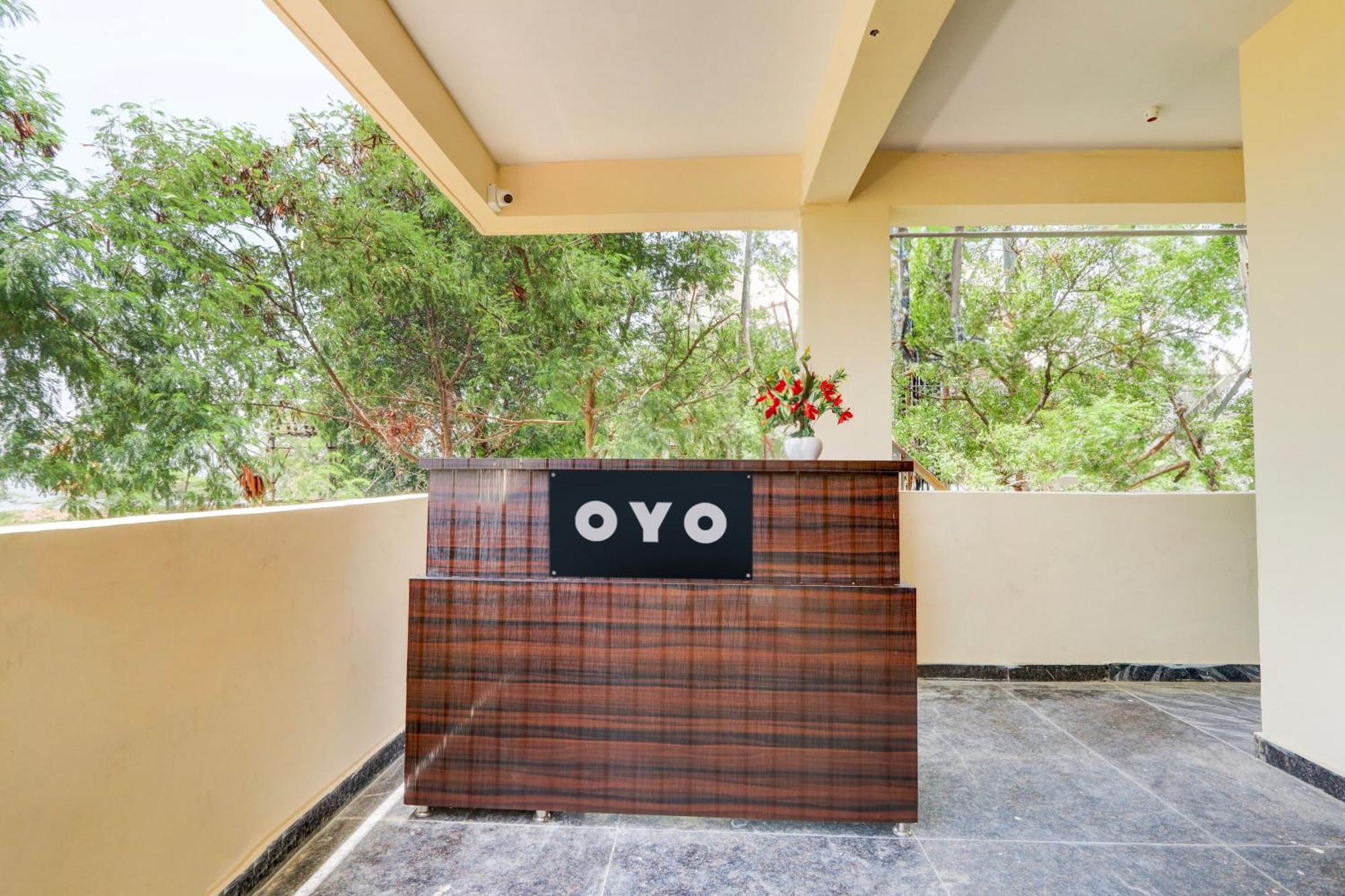 Hotel O Gk Grand Bibinagar Exterior foto